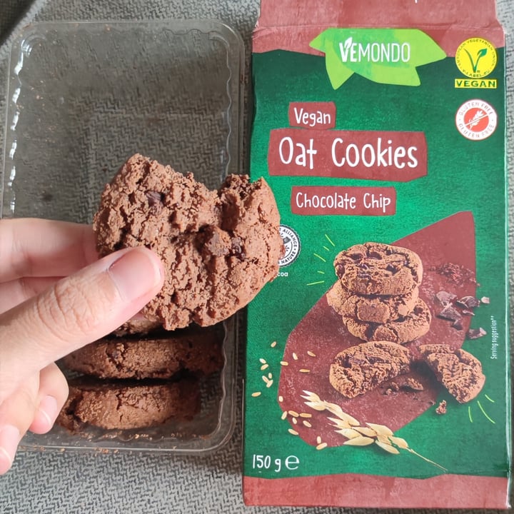 photo of Vemondo oat cookies - chocolate shared by @micoylala on  20 Sep 2023 - review