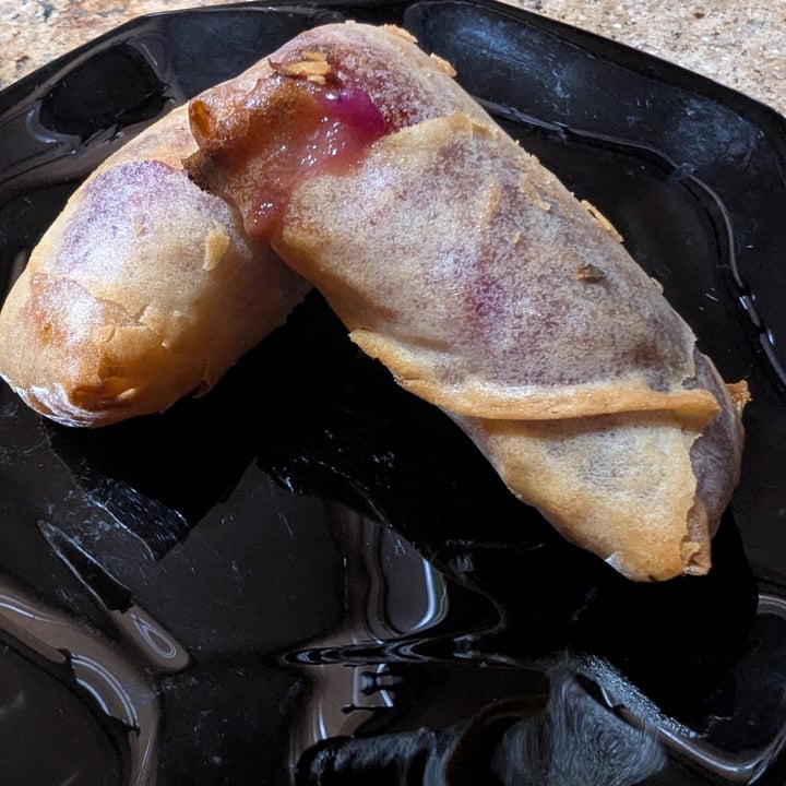 photo of Table one Ube Spring Rolls shared by @catalina94530 on  21 Feb 2025 - review
