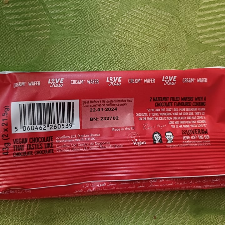 photo of LoveRaw Cre&m Filled Wafer Bars shared by @felinavegana on  17 Aug 2023 - review