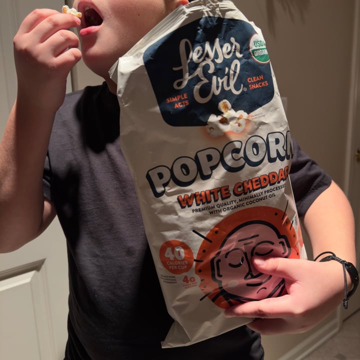 photo of Lesser Evil Snacks White Cheddar Popcorn shared by @berryveganplanet on  26 Dec 2023 - review