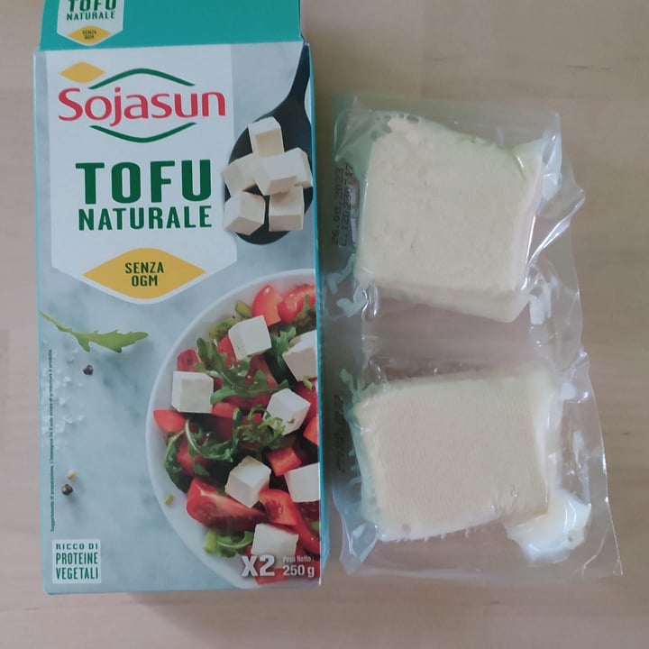 photo of Sojasun Tofu al naturale shared by @lalla2527 on  28 Aug 2023 - review