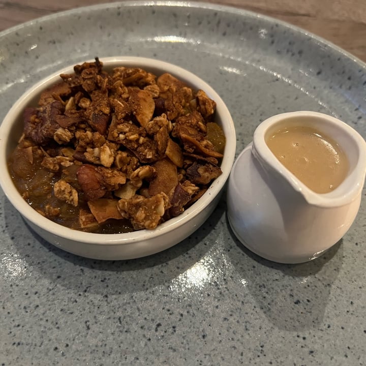 photo of Farmacy APPLE & SPRING SEASON RHUBARB CRUMBLE shared by @roshninagaria on  09 Jul 2024 - review
