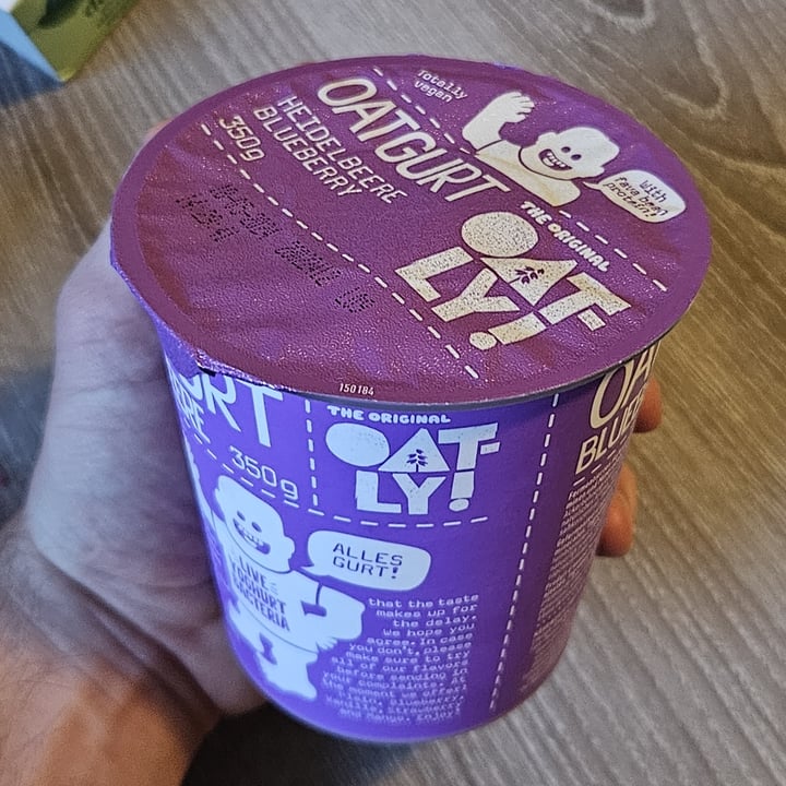 photo of Oatly havergurt Bosbes shared by @fabi-abi on  17 May 2024 - review