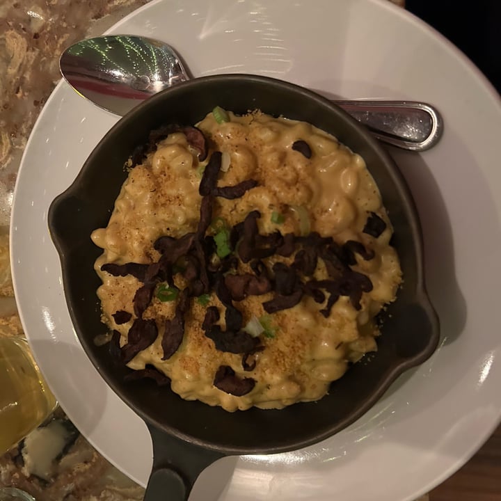 photo of Urban Vegan Kitchen Mac N’ Cheese shared by @veganchailatte on  10 Dec 2023 - review