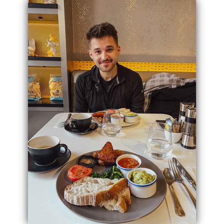 photo of Spagnoletti - Italian Food Restaurant London Vegan Full English Breakfast shared by @efi_lem on  29 Jul 2025 - review