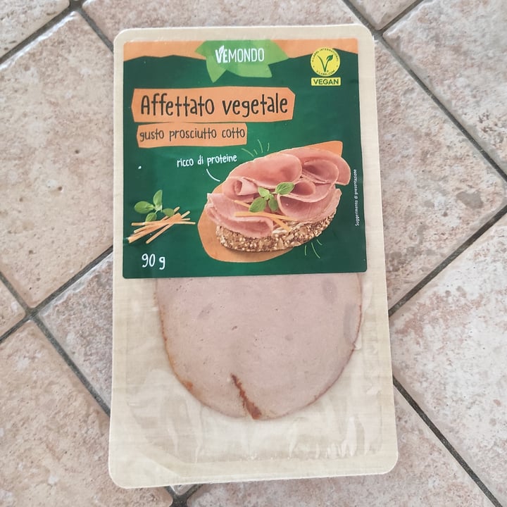 photo of Vemondo Affettato Vegetale Gusto Prosciutto Cotto shared by @giorgia3 on  23 Jun 2025 - review