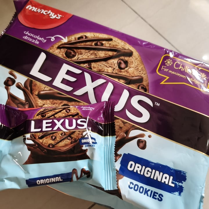 photo of Munchy's Lexus Chocolate Chip Cookies shared by @ahmei on  05 Jul 2025 - review