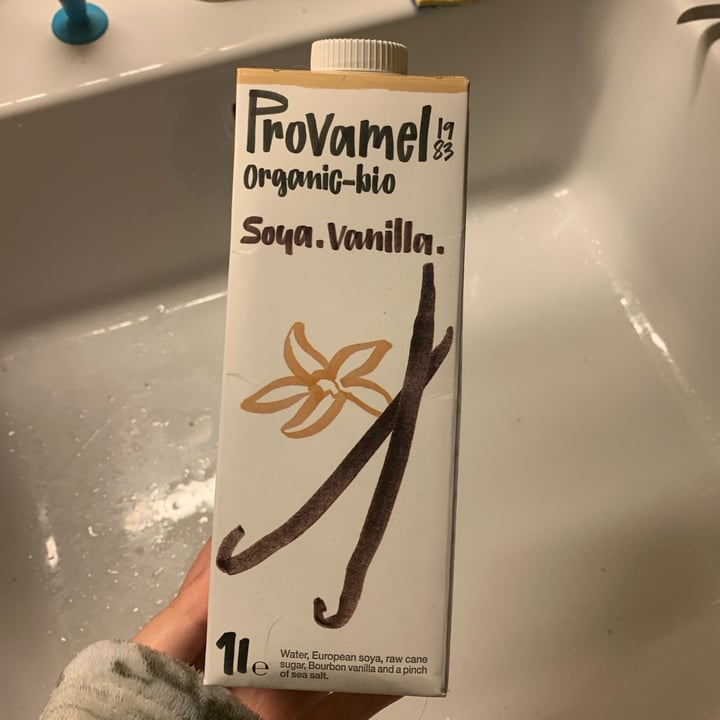 photo of Provamel Organic Bio Soya Vanilla shared by @potplant on  29 Apr 2024 - review