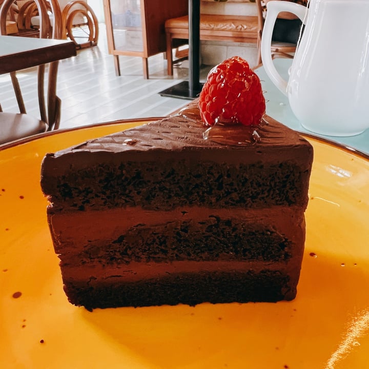 photo of Privé Asian Civilisations Museum 85% Dark Chocolate Cake shared by @erialc on  03 Sep 2023 - review