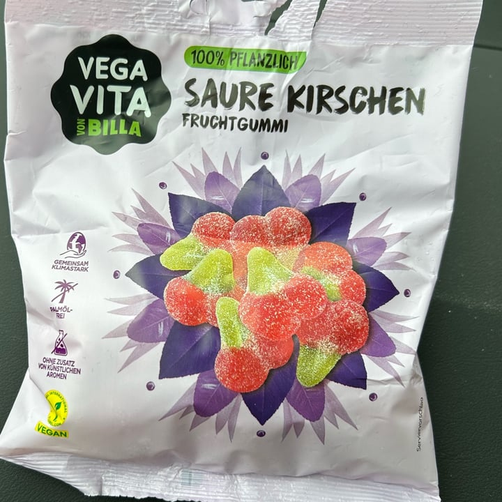 photo of Vegavita sour cherry fruchtgummi shared by @wildeblicke on  03 May 2024 - review