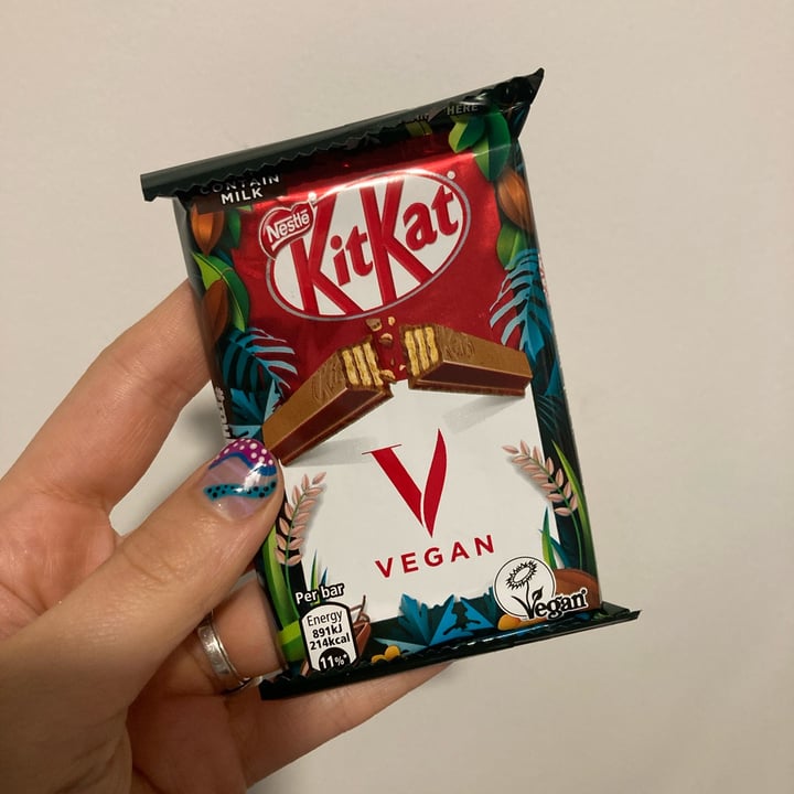 photo of Nestlé Kitkat Vegan shared by @taismf on  26 Sep 2023 - review