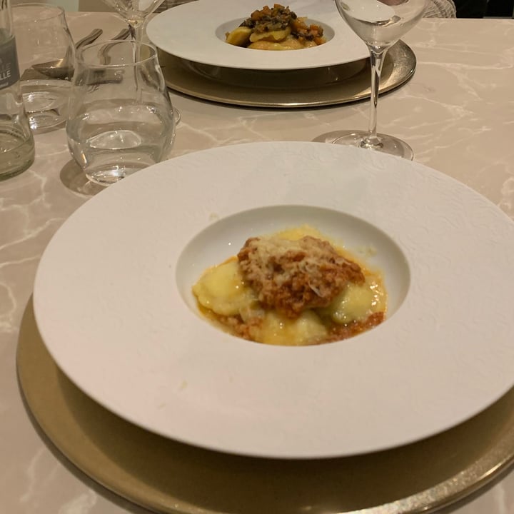 photo of Linfa Milano - Eat Different Bottoni al ragù shared by @mapikaa on  31 Mar 2024 - review