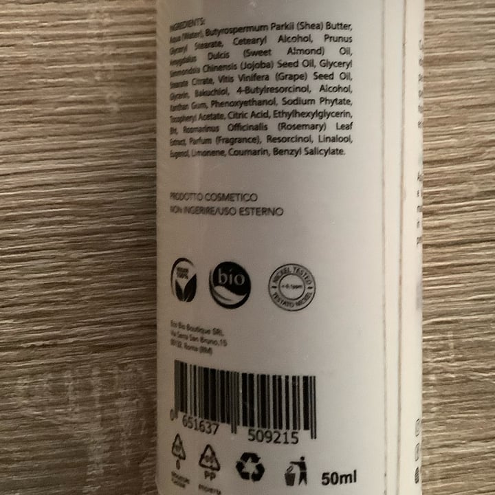 photo of Eco bio boutique Crema Viso Schiarente shared by @adele91m on  13 Mar 2025 - review