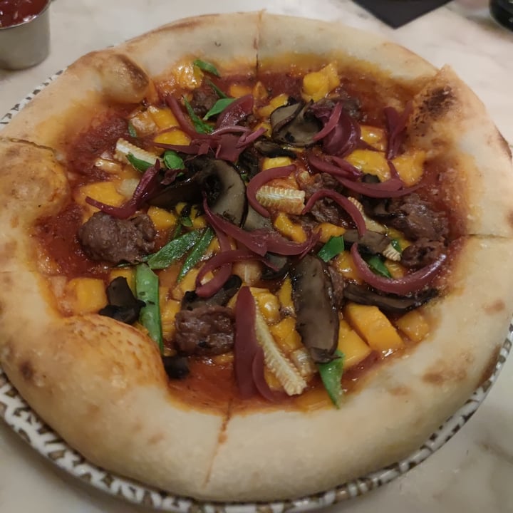 photo of Urban House Vegan Beyond Pizza shared by @juliasuntinger on  30 Dec 2023 - review