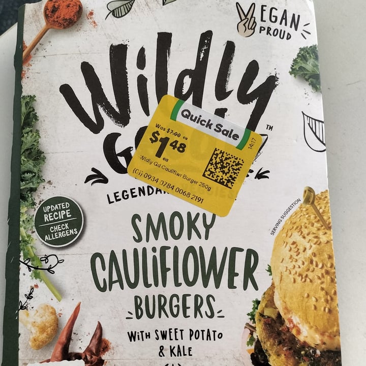 photo of Wildly good Smokey Cauliflower Burgers shared by @helenevegan on  26 Nov 2023 - review