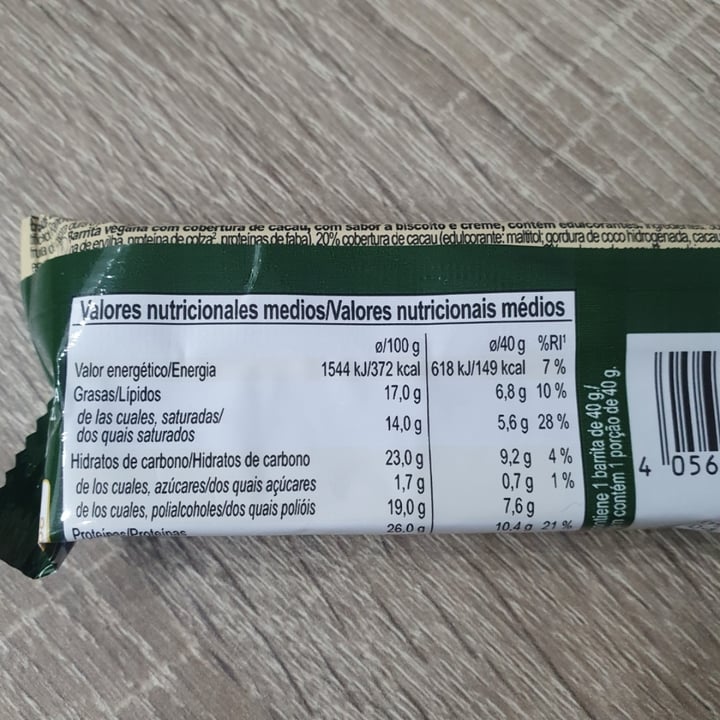 photo of Vegan Protein Bar  Cookies and cream geschmack shared by @miriam27 on  29 Aug 2023 - review