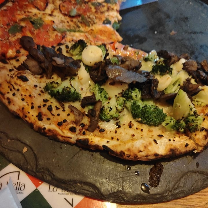 photo of La Bella Noronha Pizzaria Pizza Vegana shared by @muel on  24 Apr 2025 - review