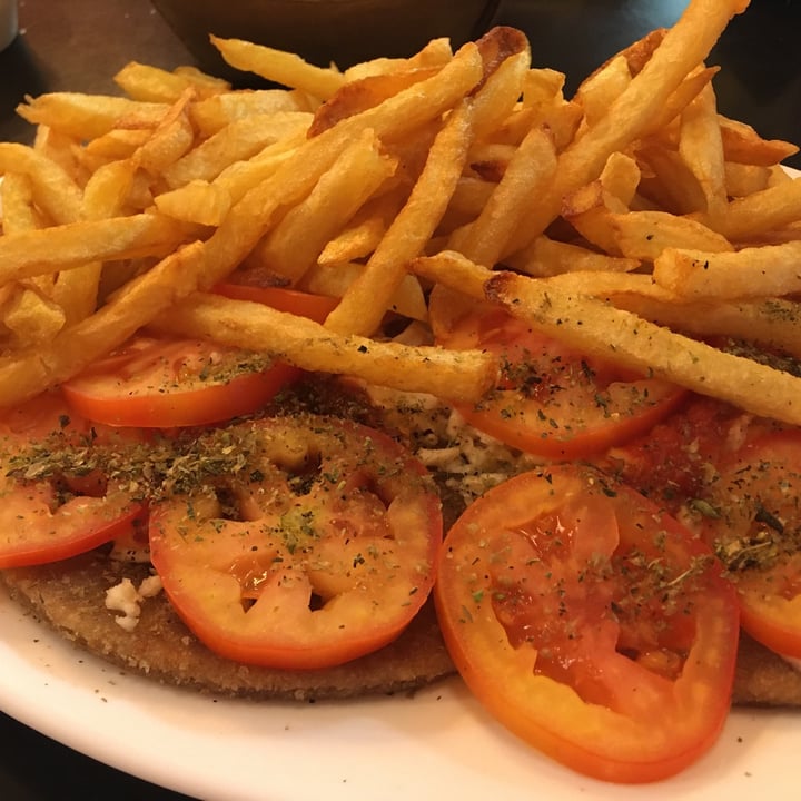 photo of Restaurante y Parrilla Melody Milanesa de quinoa Napolitana shared by @brenlg on  25 Sep 2023 - review