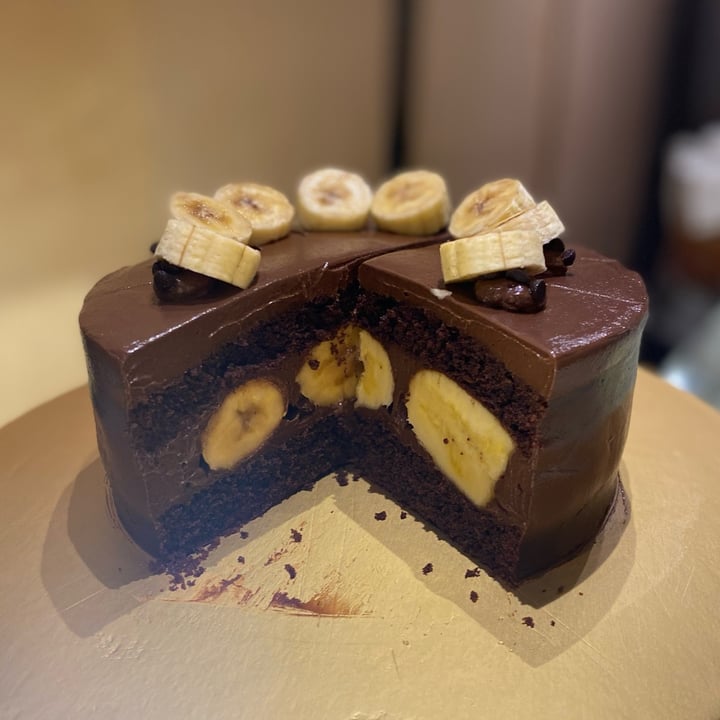 photo of Real Food Vegan Banana Chocolate Cake shared by @roobydoobydoo on  29 Jul 2025 - review