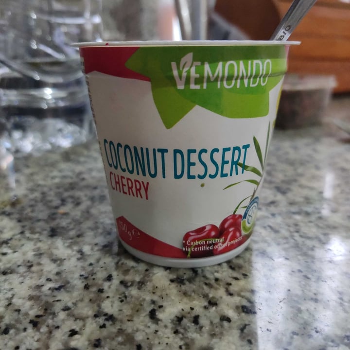 photo of Vemondo Coconut dessert cherry shared by @carlabrion on  23 Jan 2024 - review