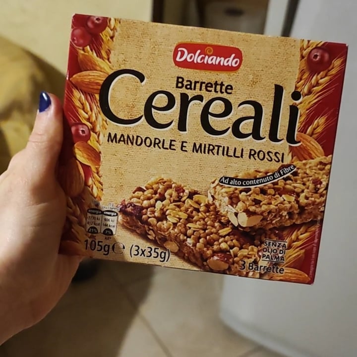 photo of Dolciando barrette cereali mandorle e mirtilli rossi shared by @atlantis on  20 Feb 2024 - review