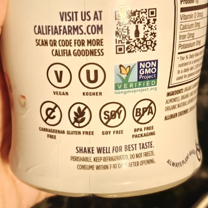 photo of Califia Farms Almond Lavender Creamer shared by @yunafreya on  20 Apr 2025 - review