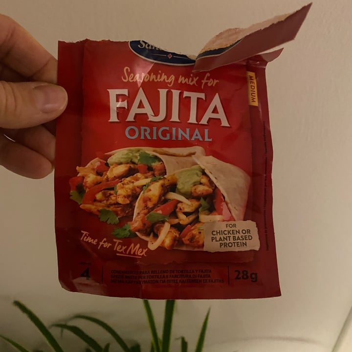 photo of Santa María seasoning mix for fajita shared by @silviapa on  04 Mar 2024 - review