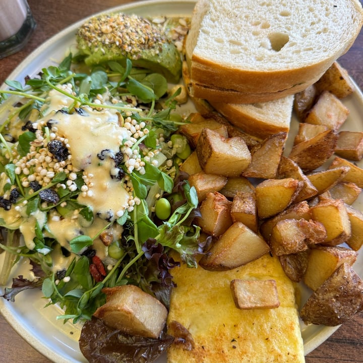 photo of Fresh on Bloor Big breakfast plate shared by @matro on  16 Mar 2025 - review