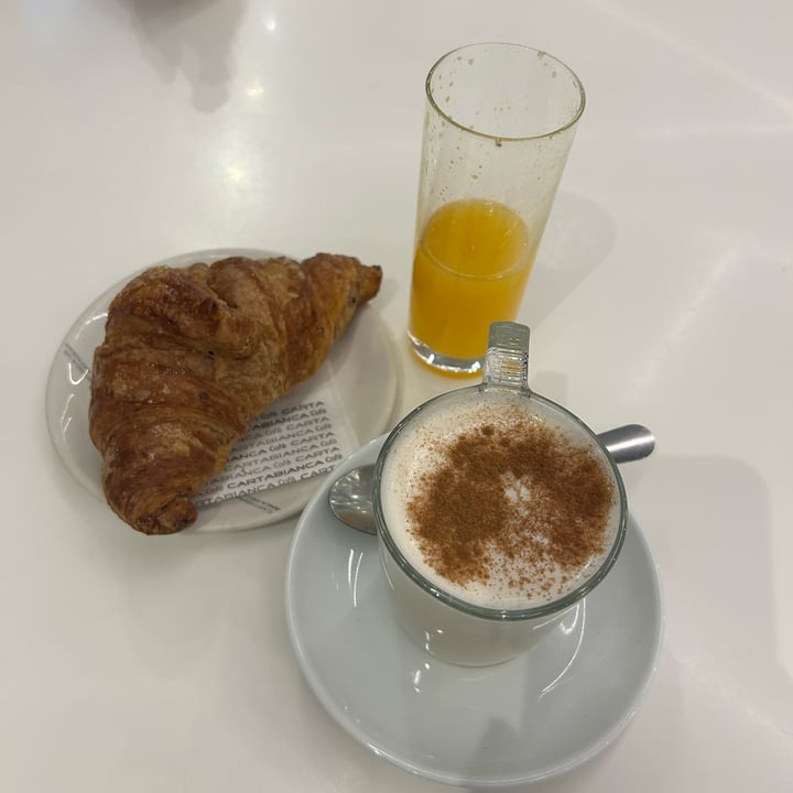 photo of Cartabianca colazione shared by @miryvera81 on  06 Oct 2025 - review