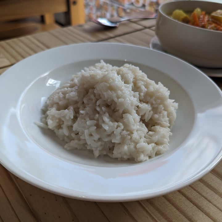photo of Yui's Thai Kitchen Coconut Rice shared by @katchan on  05 May 2024 - review
