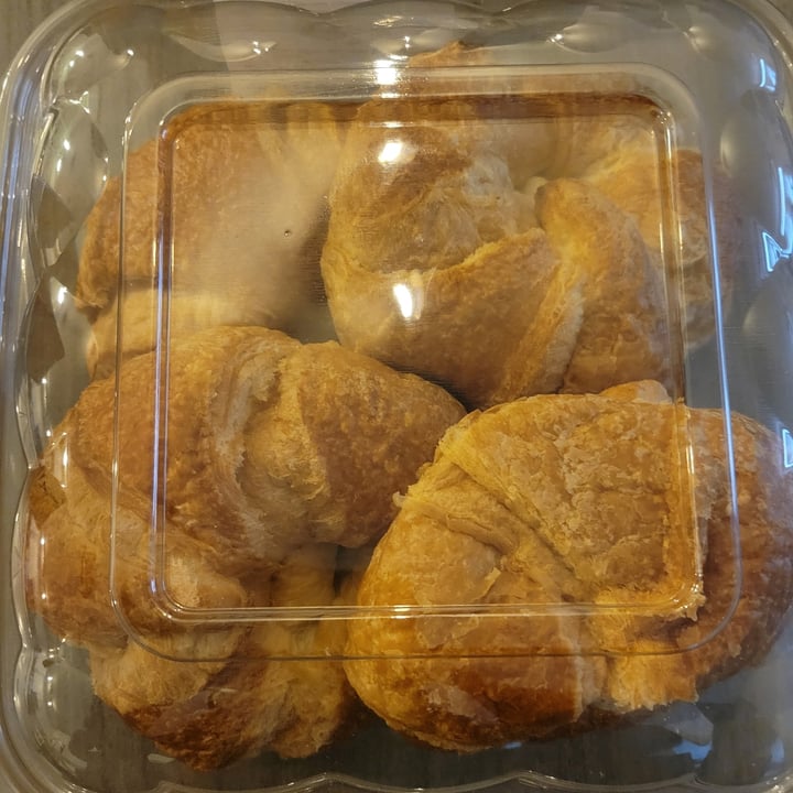 photo of Whole Foods Market croissant shared by @sensiblevegan on  29 Feb 2024 - review