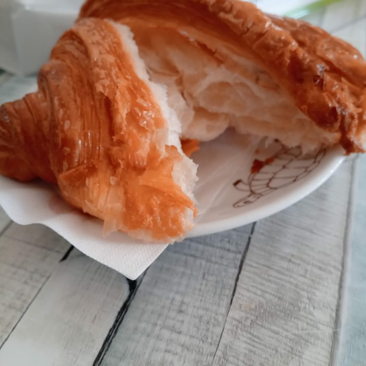 photo of Pasticceria Mariani brioche vuota shared by @claire66 on  06 Jul 2025 - review