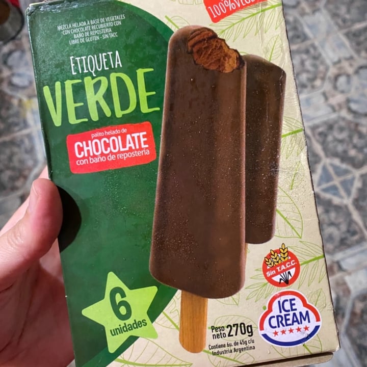 photo of Etiqueta Verde Ice Cream palito helado de chocolate shared by @valexika on  06 Feb 2025 - review