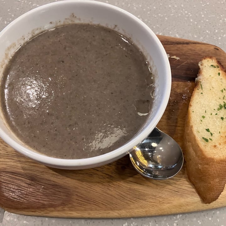 photo of Privé forest mushroom soup shared by @veganhubby on  16 Dec 2023 - review