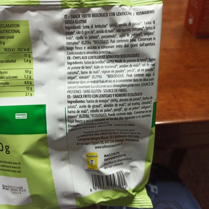 photo of La Finestra Sul Cielo Chips alle Lenticchie BIO shared by @b3tty on  17 Jul 2025 - review