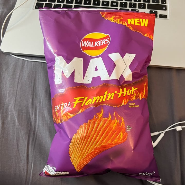 photo of Walkers Flamin’ Hot Max Ridged Chips shared by @ameriamber on  18 Apr 2024 - review