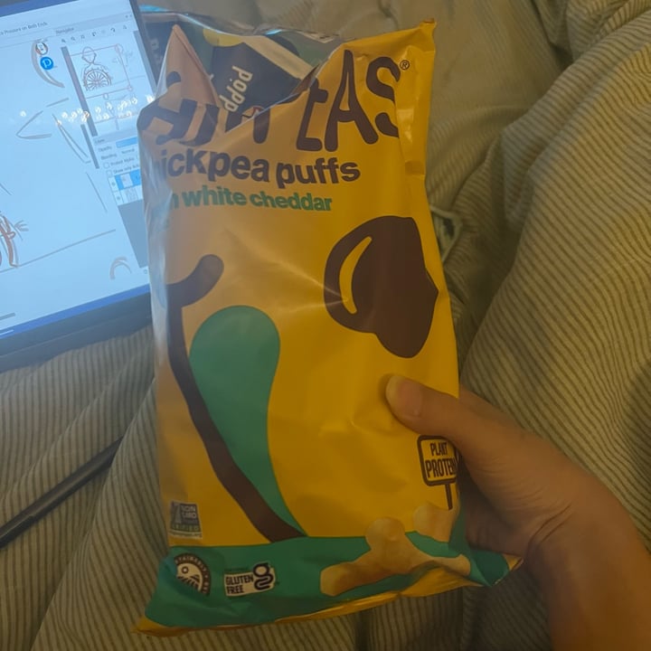 photo of Hippeas Chickpea Puff Snacks - Vegan White Cheddar shared by @aubreyj27 on  11 Jun 2025 - review