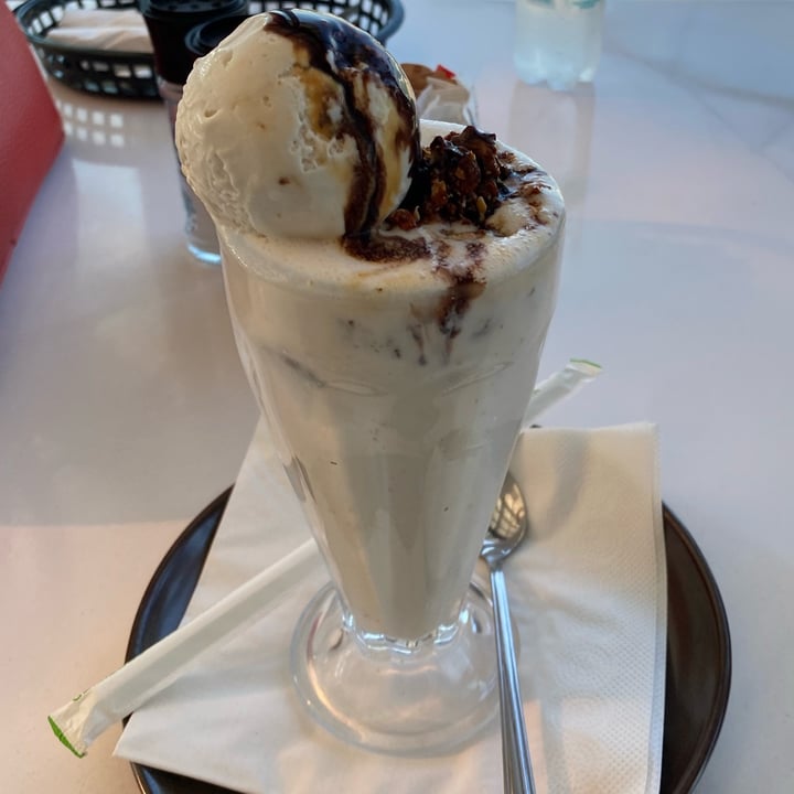 photo of Surf Riders Cafe vegan almond brittle milkshake shared by @saveg on  18 Sep 2025 - review