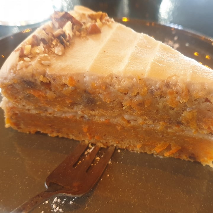 photo of Fruits & Roots Carrot Cake shared by @compassionate1candy on  02 Dec 2023 - review