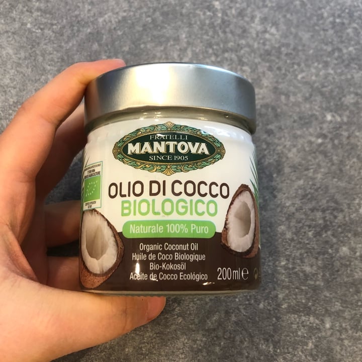 photo of Fratelli mantova Olio Di Cocco Biologico shared by @giusimorra on  20 Apr 2024 - review