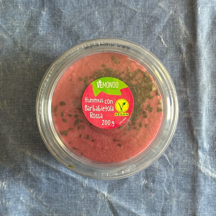 photo of Vemondo hummus barbabietola rossa shared by @akob98 on  04 Sep 2023 - review
