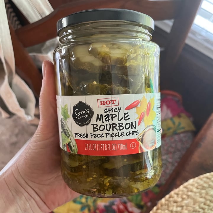 photo of Sam’s Choice Spicy Maple Bourbon Hot Pickle Chips shared by @ameriamber on  02 May 2024 - review