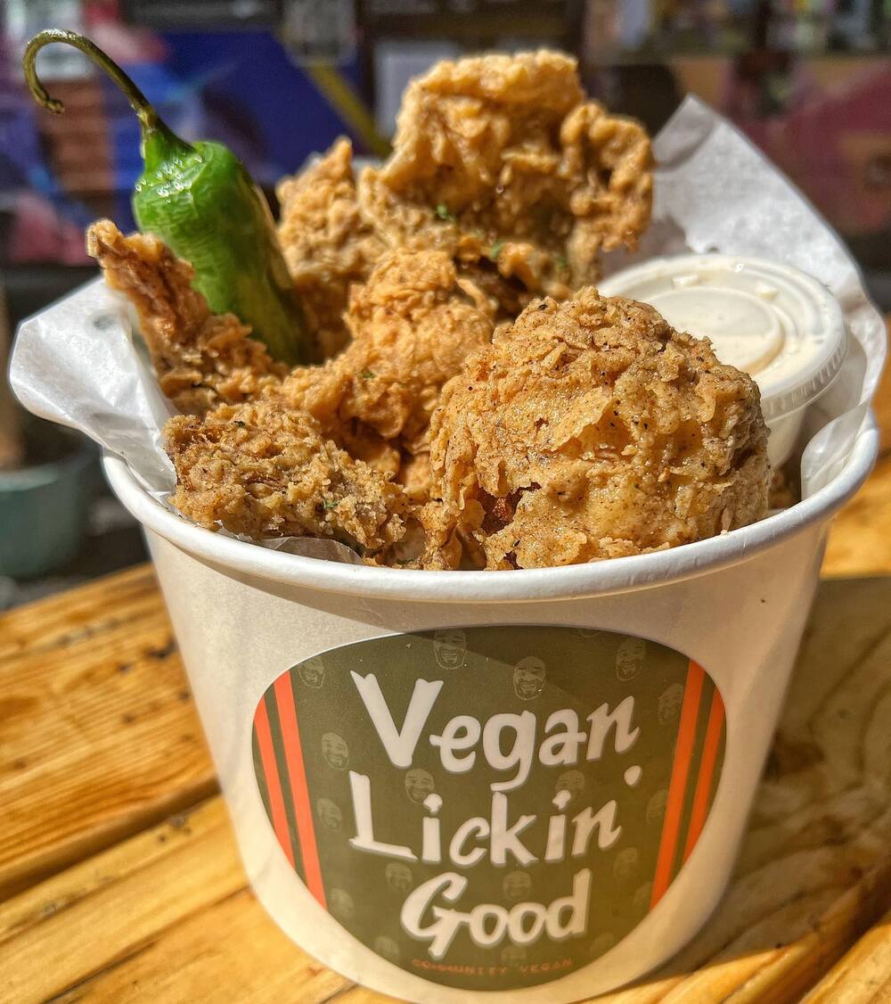 Community Vegan Lickin' Good Bucket
