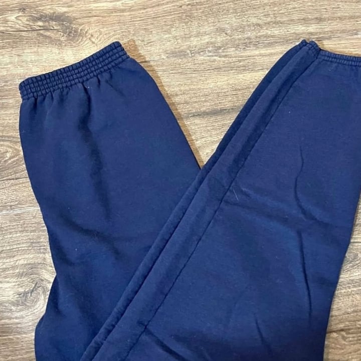 photo of Hanes Joggers shared by @teamaldous on  08 Oct 2025 - review