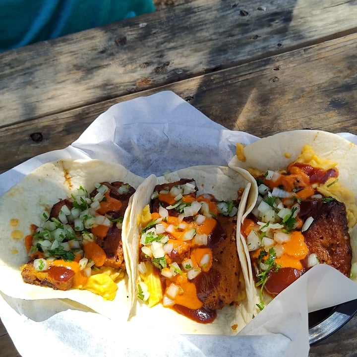 photo of The Vegan Nom Brisket Taco shared by @ermacox on  20 Aug 2023 - review