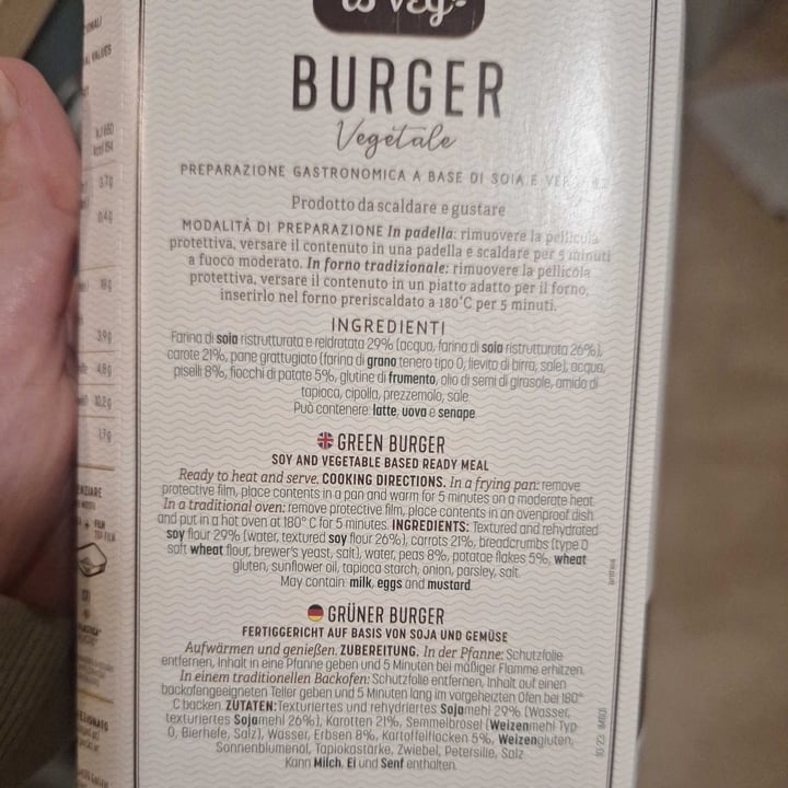 photo of is veg burger vegetale shared by @bessylabestia on  19 May 2025 - review