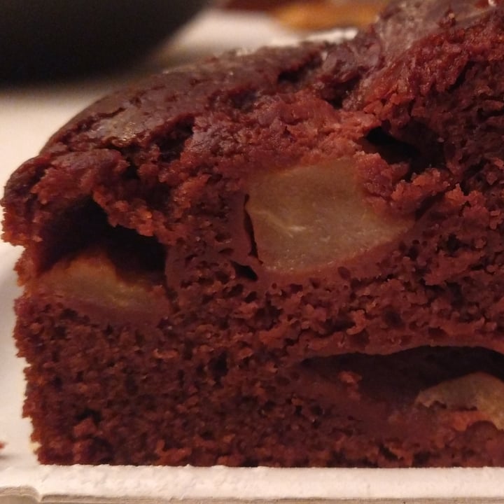 photo of Suraja Cafè Vegan Torta Pere E Cioccolato shared by @benjidetta on  01 Feb 2024 - review