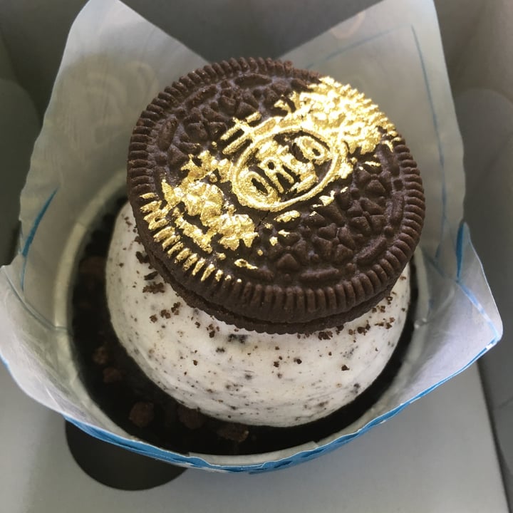 photo of Tessa’s Bakery Oreo Cupcake shared by @sylvacharm on  12 Oct 2024 - review