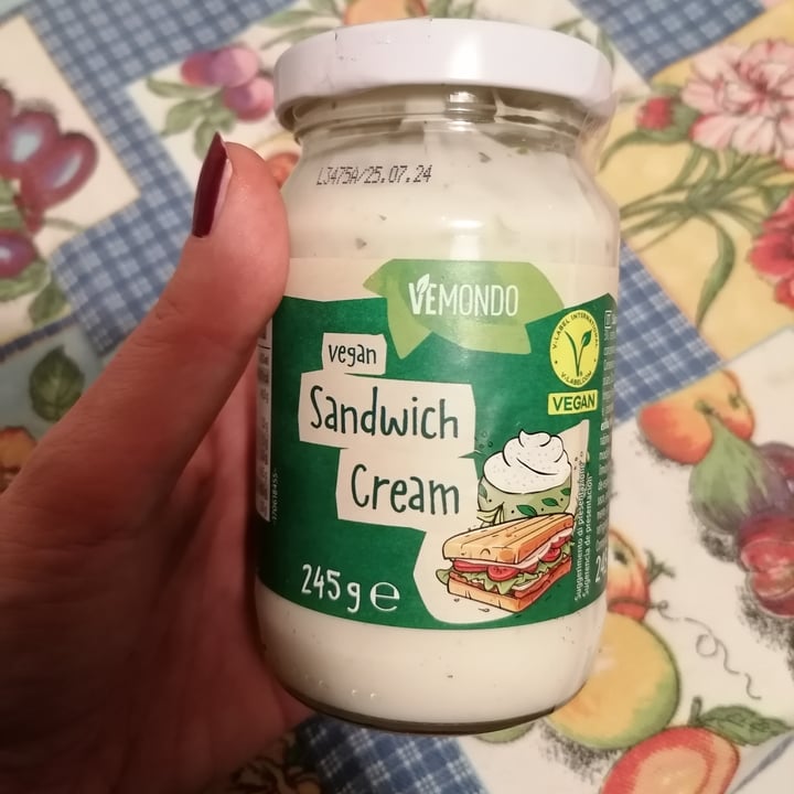 photo of Vemondo Sandwich cream shared by @ritadjali on  19 Jan 2024 - review