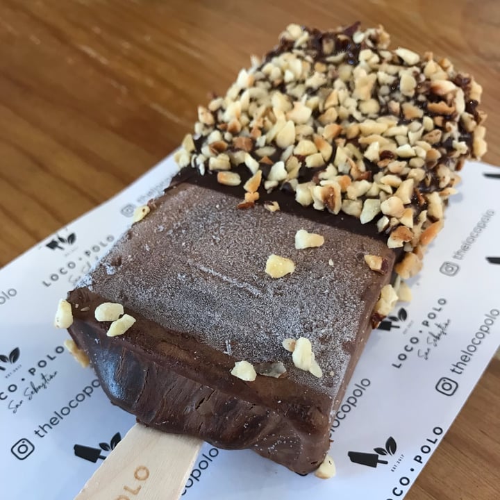photo of Loco Polo Polo Chocolate Vegano Con Chocolate Negro Y Avellanas shared by @lordsnooks on  14 May 2024 - review